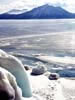 支笏湖、樽前の凍る支笏湖