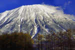 羊蹄山の四季、晩秋　真狩村