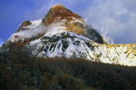 洞爺湖の風景、新山の春