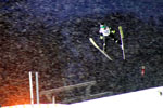 Ｗ杯女子スキー　大倉山の風景、雪飛翔