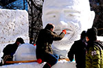 雪祭斜め撮り、作る人人